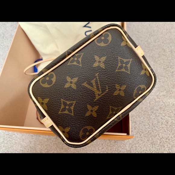 🔥 🔥 Louis Vuitton Nano Noe Cross body bag - Picture 5 of 8